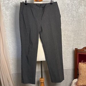 Mario Serrani Gray Plaid stretch Pants Size 8